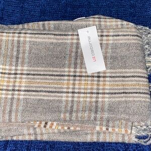 Liz Claiborne Checkered  Scarf 70”x29” NWT